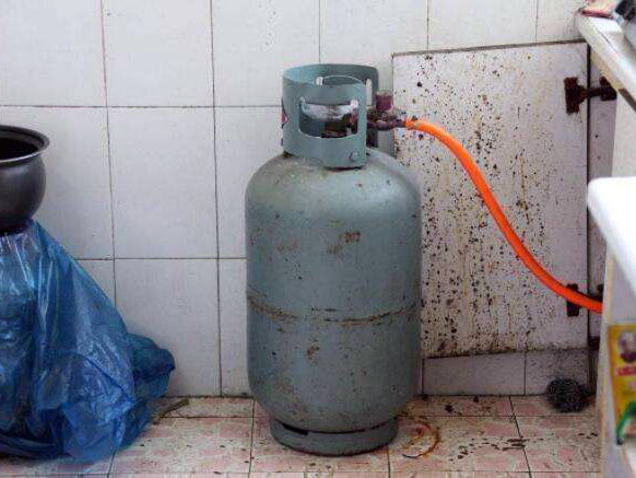 gas tank