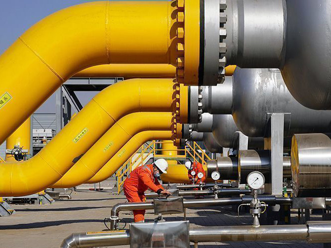 natural gas pipelines