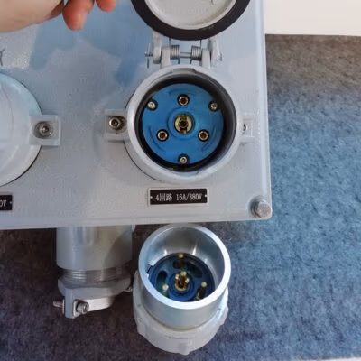 Explosion-Proof Plug And Socket AC-16/X detail