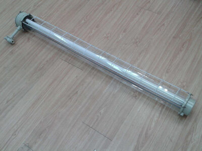 explosion proof fluorescent light