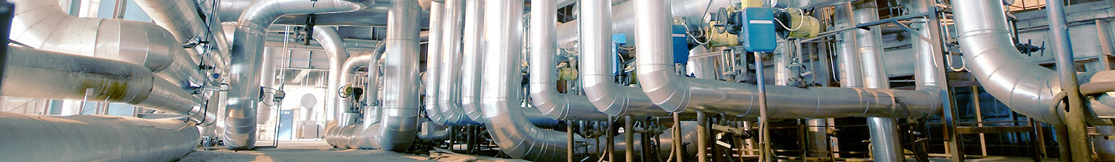 מערכות צנרת מבודדות מתכת מורכבות במתקנים תעשייתיים גדולים