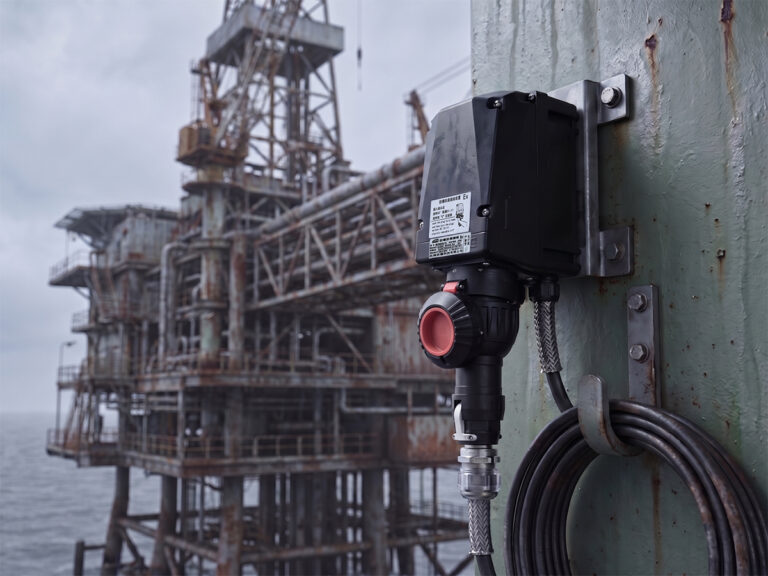 Explosion-Proof Corrosion-Resistant Plug and Socket BCZ8030 Red Application Scene