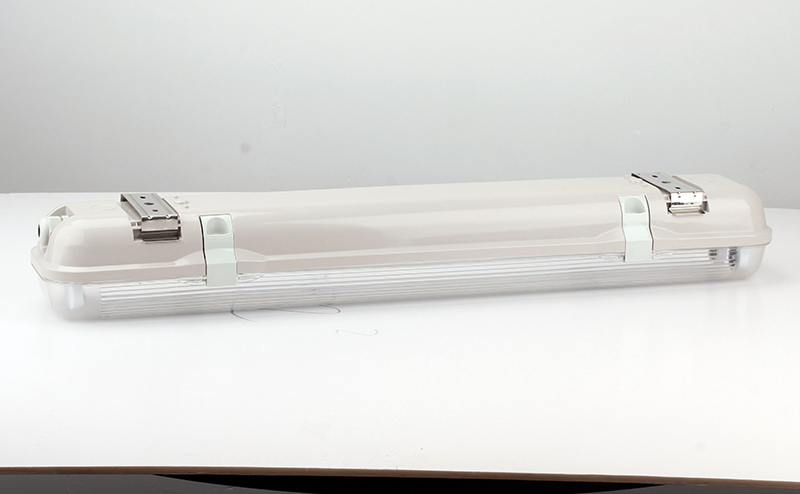 tri-proof fluorescent light fay-9